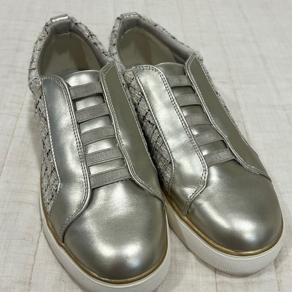 Kenneth Cole Reaction Silver and Tweed Women's Sneakers - Picture 4 of 7